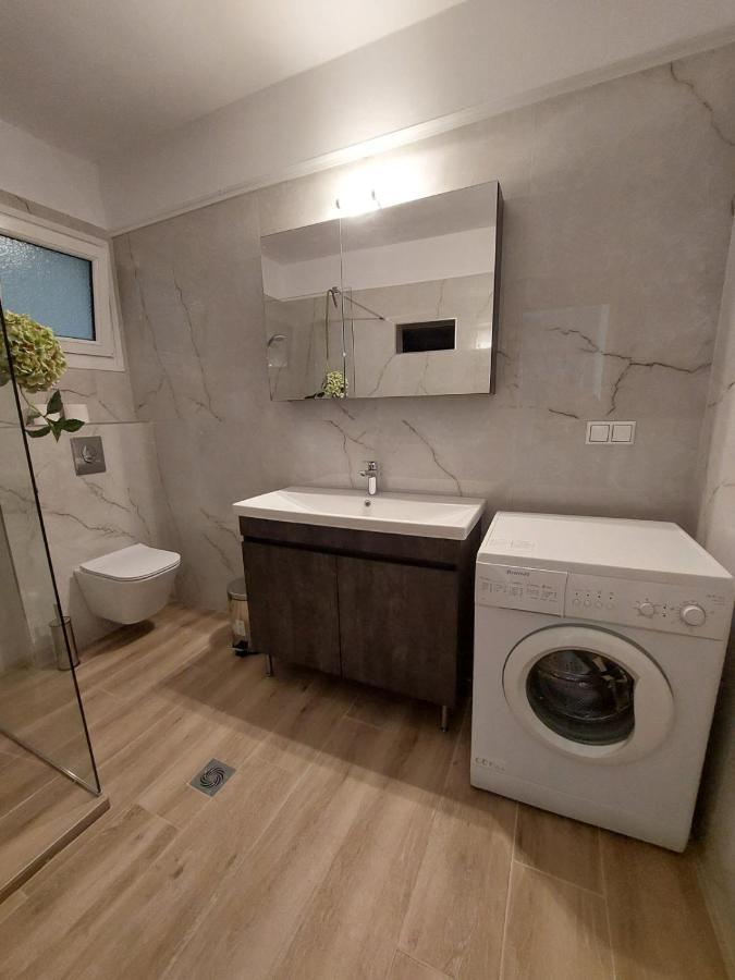 Pine Lodge كافالا المظهر الخارجي الصورة